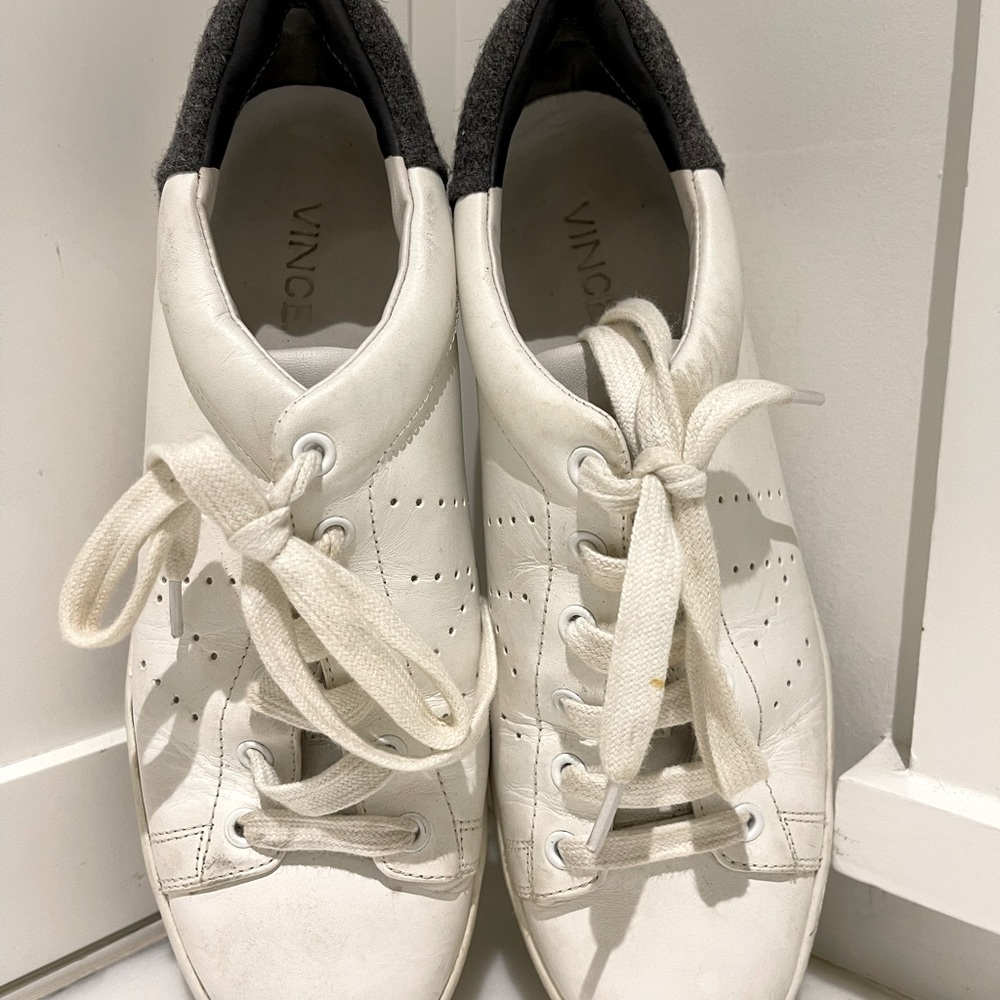 Like new Vince tennis shoes. They are chic and fashionable.